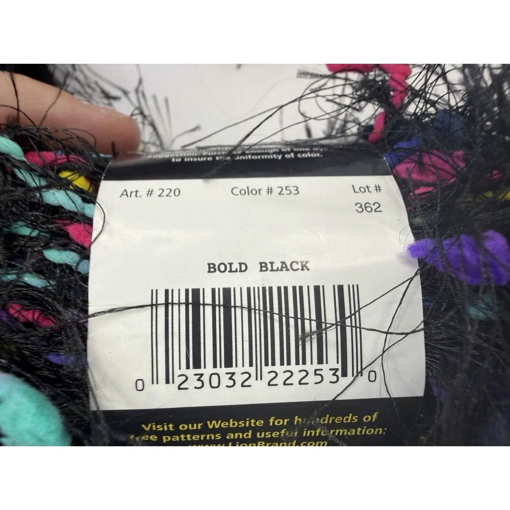Lion Brand Fancy Fur Bold Black #253 1.76 oz 39yds Eyelash Lot Of 12 - 2 Dye Lot